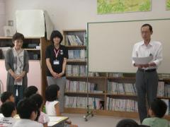 倉谷先生が、俳句の作り方を、説明しています。