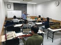平成29年度短期主催講座「初めてのバイオリン教室」の様子