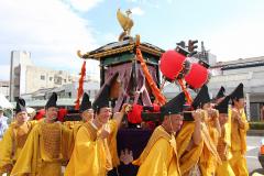 御鳳輦巡幸（3日）