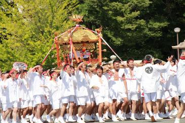 神輿出発式の様子その3