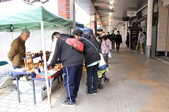 駅前商店街の様子