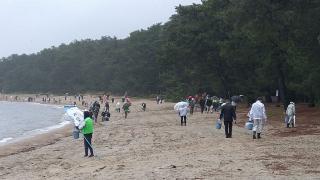 松原海岸での一斉清掃活動