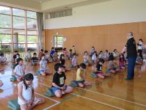 座禅体験教室の様子
