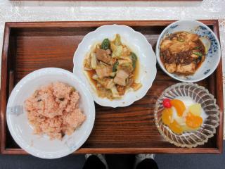 高齢者料理教室の様子