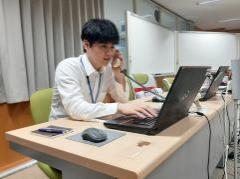 危機管理対策課職員の写真