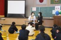 良い対応例を見て、認知症の方への接し方を学びました。