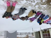 雪の上でおひるね