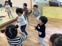 踊りたのしい