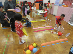 ボウリングピンが倒れた