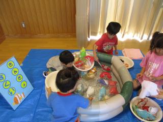 マスコットすくいをしています