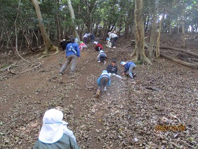 坂を登ったり、滑ったりしたよ