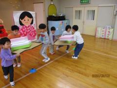 菱もち運びゲーム