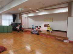 子どもたちが劇ごっこをしています