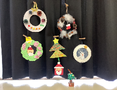 子ども達が作ったクリスマス飾り