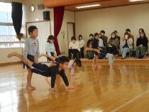 体を支える腕の力もつきました。