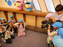 カメラマンになりきっている