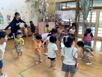 七夕の歌や踊りをしました。