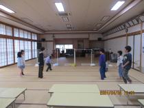 室内遊び　風船バレー