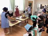 煮込んでいる様子