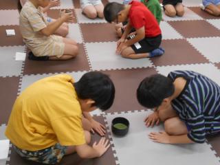 抹茶のお運び