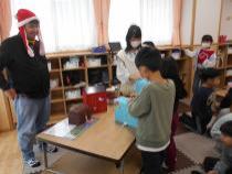 プレゼント開封2