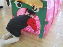 おにの口の中へ入ります