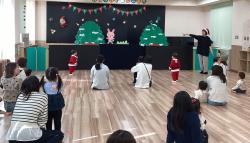 ペープサート劇の様子