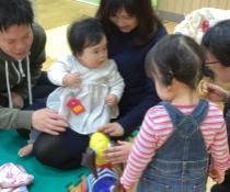 子犬のワルツに合わせて、わんちゃん人形の登場です。