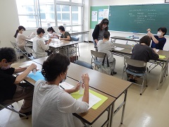 化粧水づくりの様子