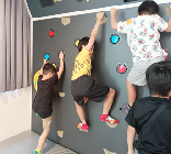 ボルダリングコーナーもありました