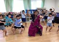 舞踊を習っています