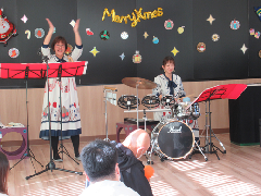 みんなで手拍子の画像