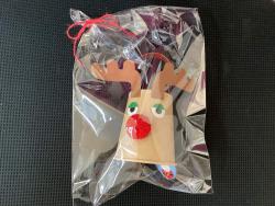 紙コップで作られたトナカイのベルの画像