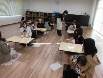 母親同士ではじめましての挨拶の画像