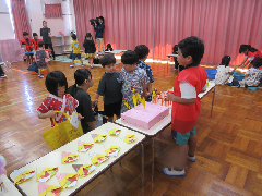食べ物屋さんの画像