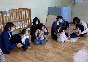 親子で自己紹介をして、会話も弾んでいます