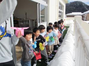 室外での豆まき