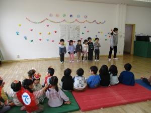 すいか組が司会をしています