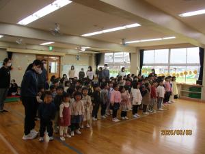 歌をうたっています