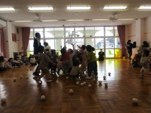 玉入れをしているところ