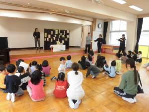 プレゼントをもらっています