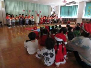 キャンドルサービスをしています