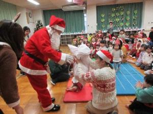 サンタさんから、プレゼントをもらっています