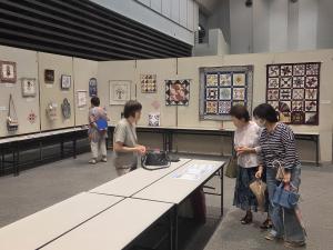 パッチワーク展示の画像
