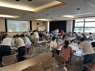 ワークショップの画像(会場出入口側から撮影)