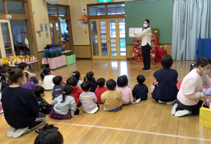 ひなあられについての話を聞いている画像