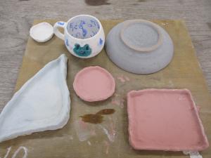 児童の陶芸作品の画像