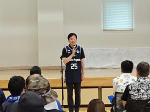市長が挨拶している画像