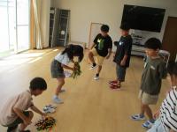 韓国の遊びを体験している画像