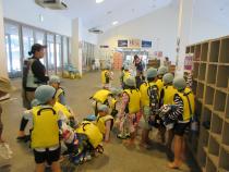 ライフジャケットを着ました